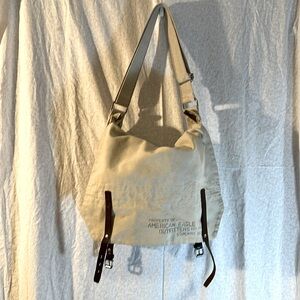 CanvasMessenger bag from American Eagle